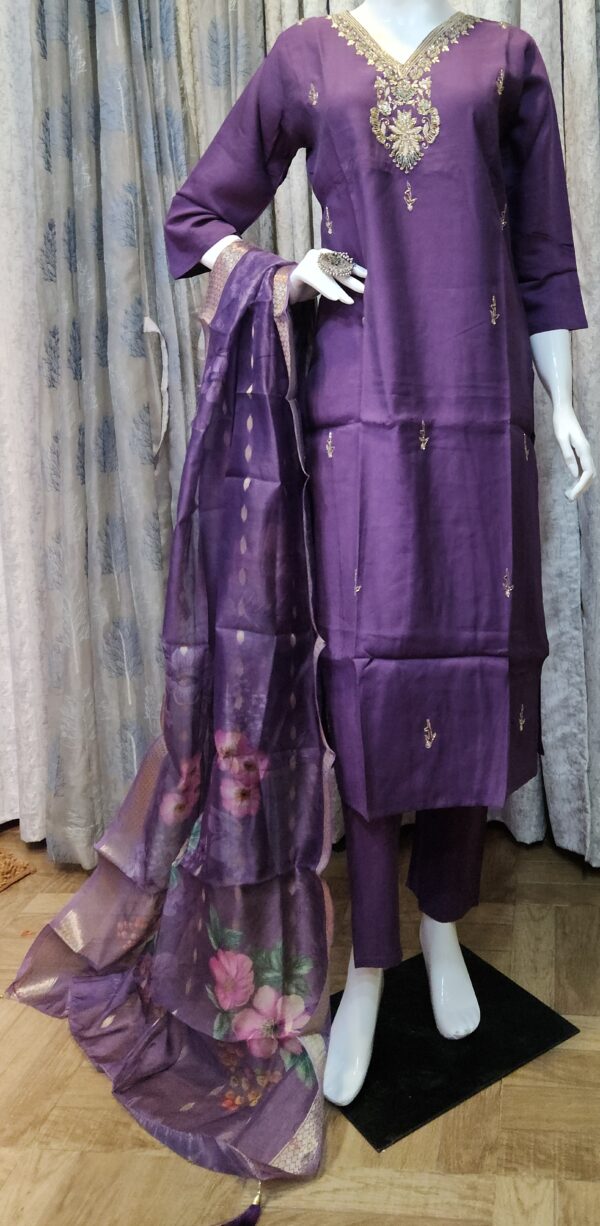 Riwaaya Plum Kurta Set - Image 2