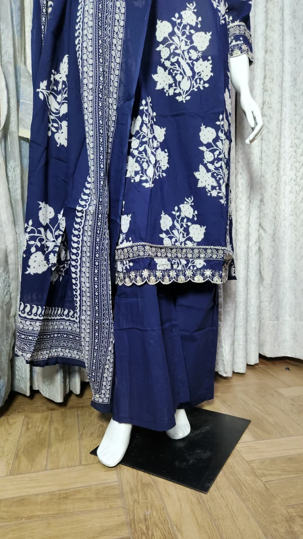 Neelkamal Anarkali Set - Image 3