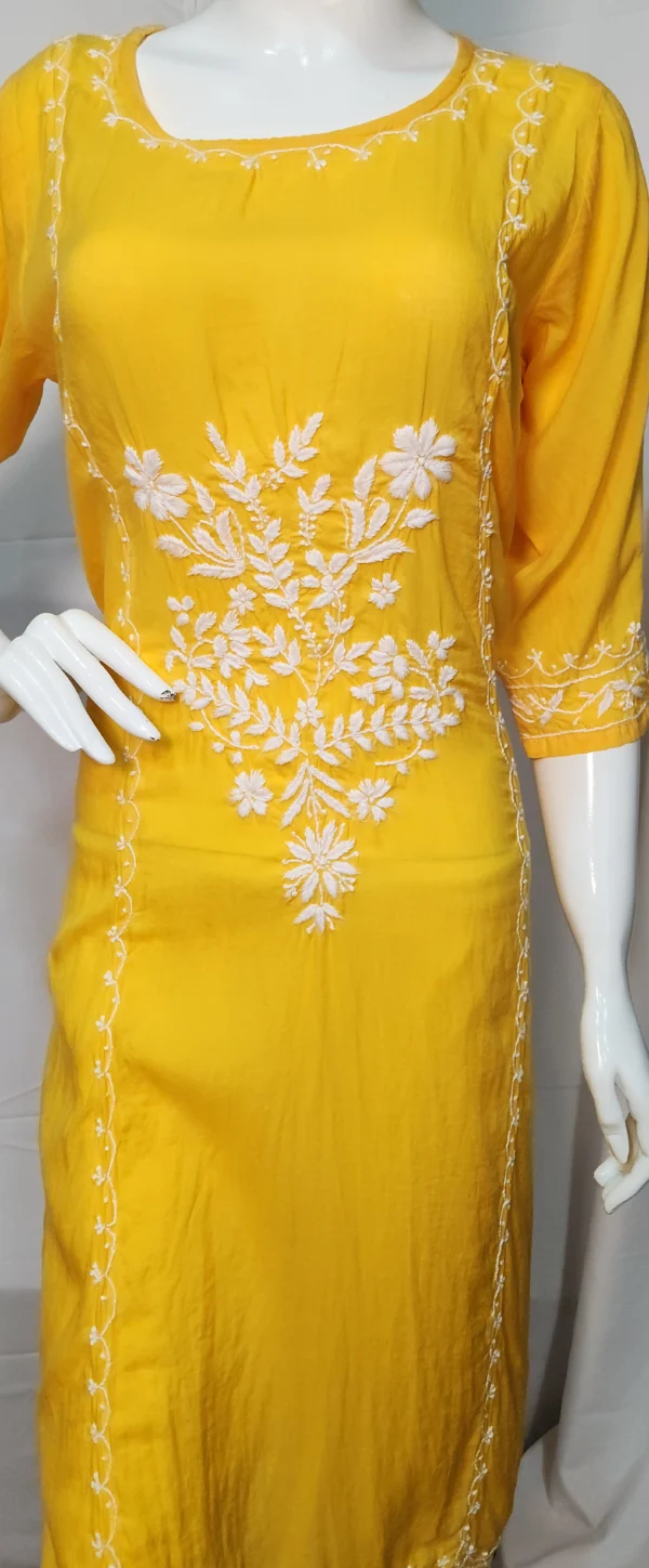 Kesar Noor Kurta Set - Image 5