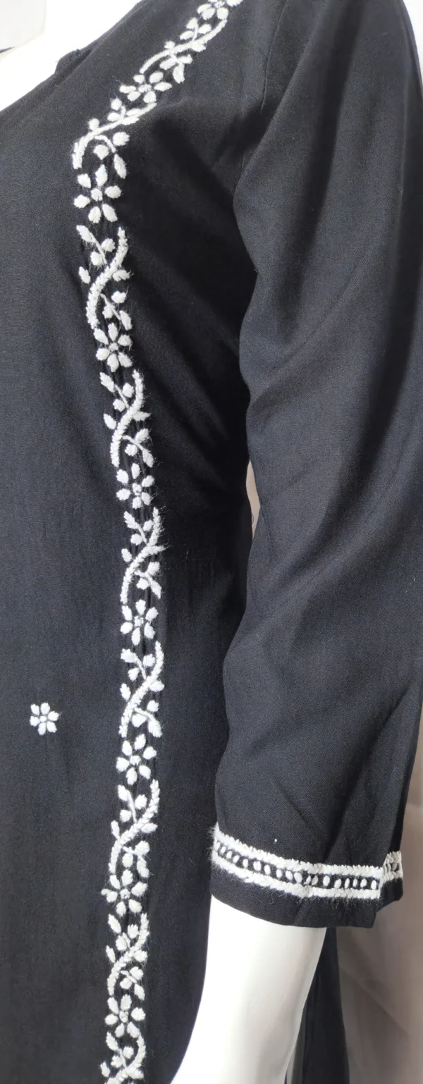 Noor-E-Kaala Chikankari Long Kurta - Image 5