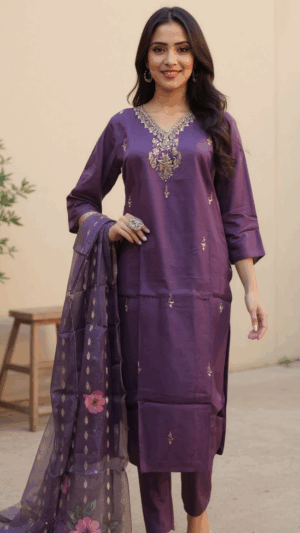 Riwaaya Plum Kurta Set