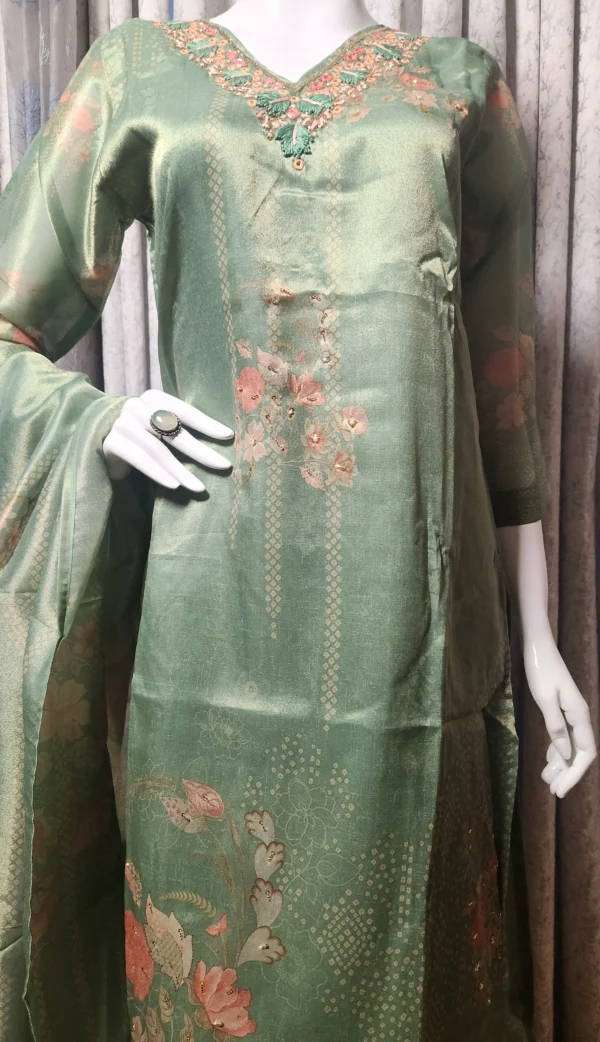 Taraana Green Kurta Set - Image 6