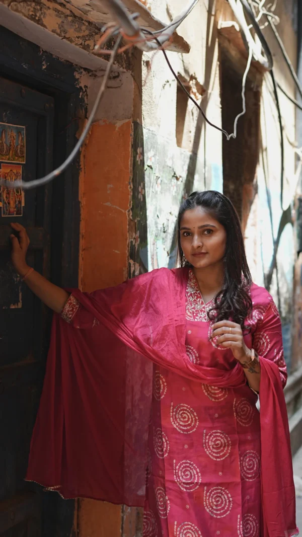 Raktaraa Kurta set - Image 6