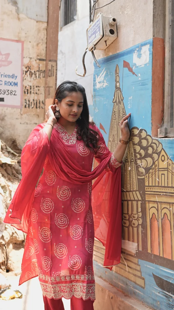 Raktaraa Kurta set - Image 5