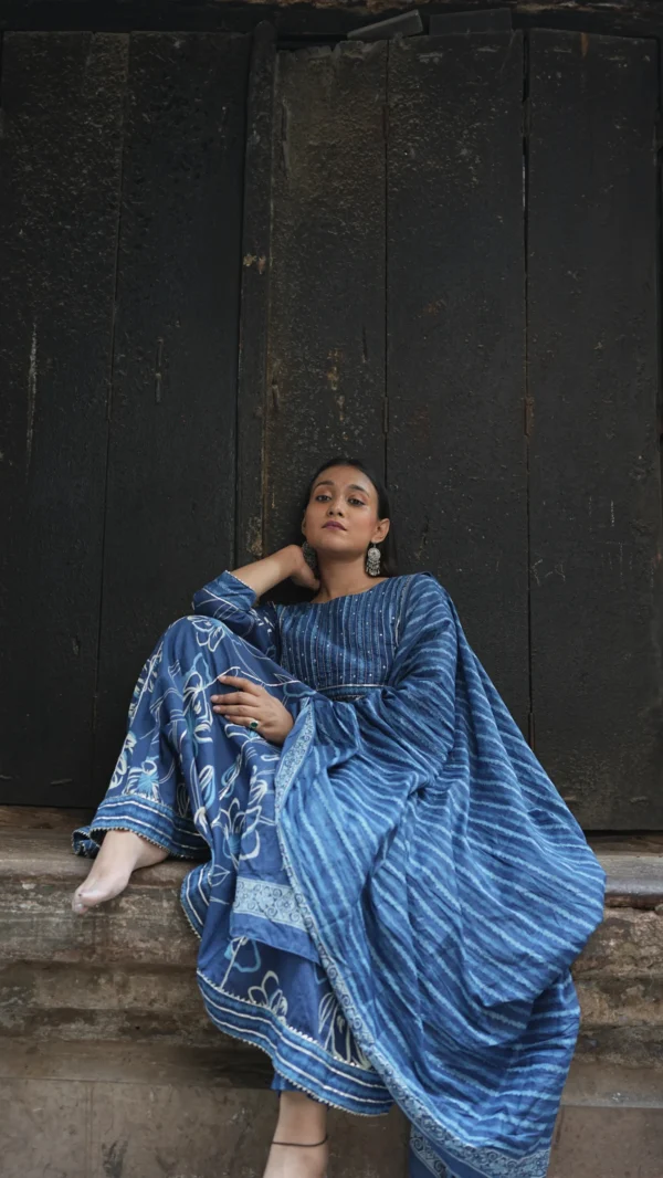 Neelara kurta set - Image 2
