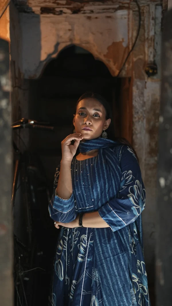 Neelara kurta set - Image 10