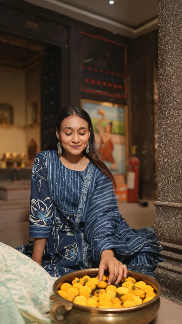 Neelara kurta set