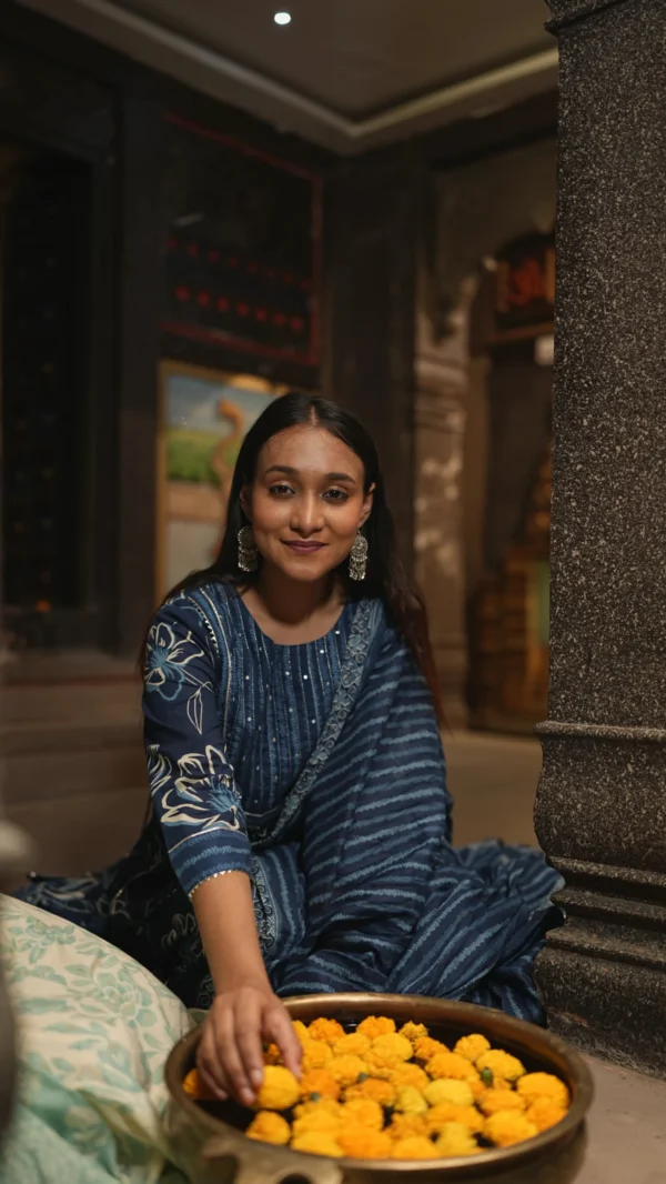 Neelara kurta set - Image 11