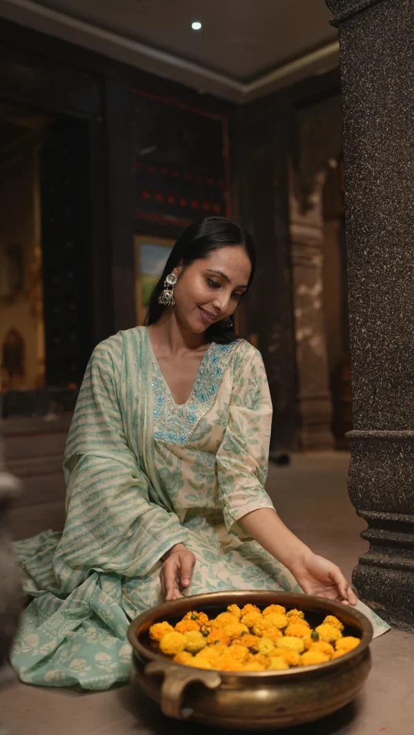 Vanya Kurta set - Image 4