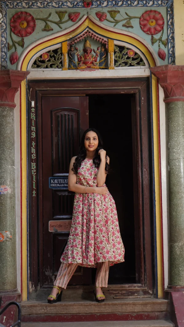 Gulbahar Kurta set - Image 8