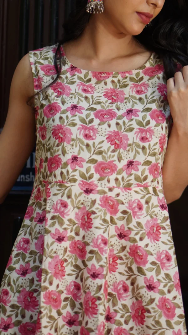 Gulbahar Kurta set - Image 7